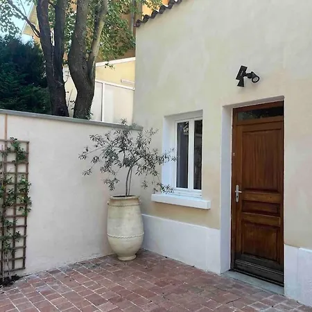 Lägenhet Studio Close Fourviere Very Quiet & Small Terrace Lyon