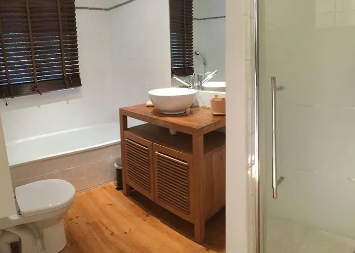 Apartamento Studio Close Fourviere Very Quiet & Small Terrace