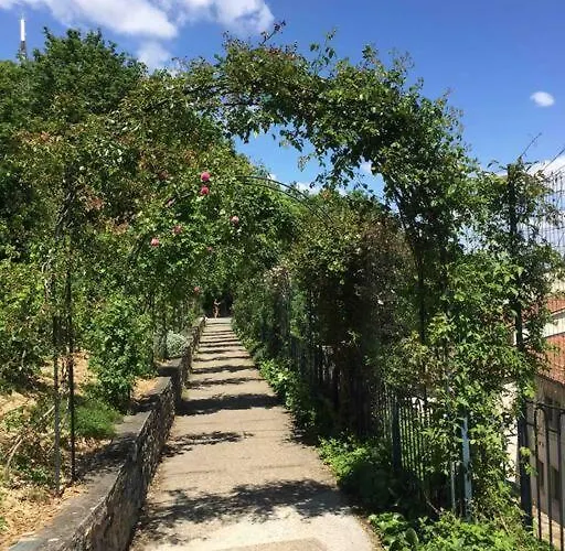 Studio Close Fourviere Very Quiet & Small Terrace Lyon